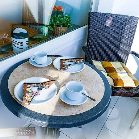 Strandhochhaus Sc13 *